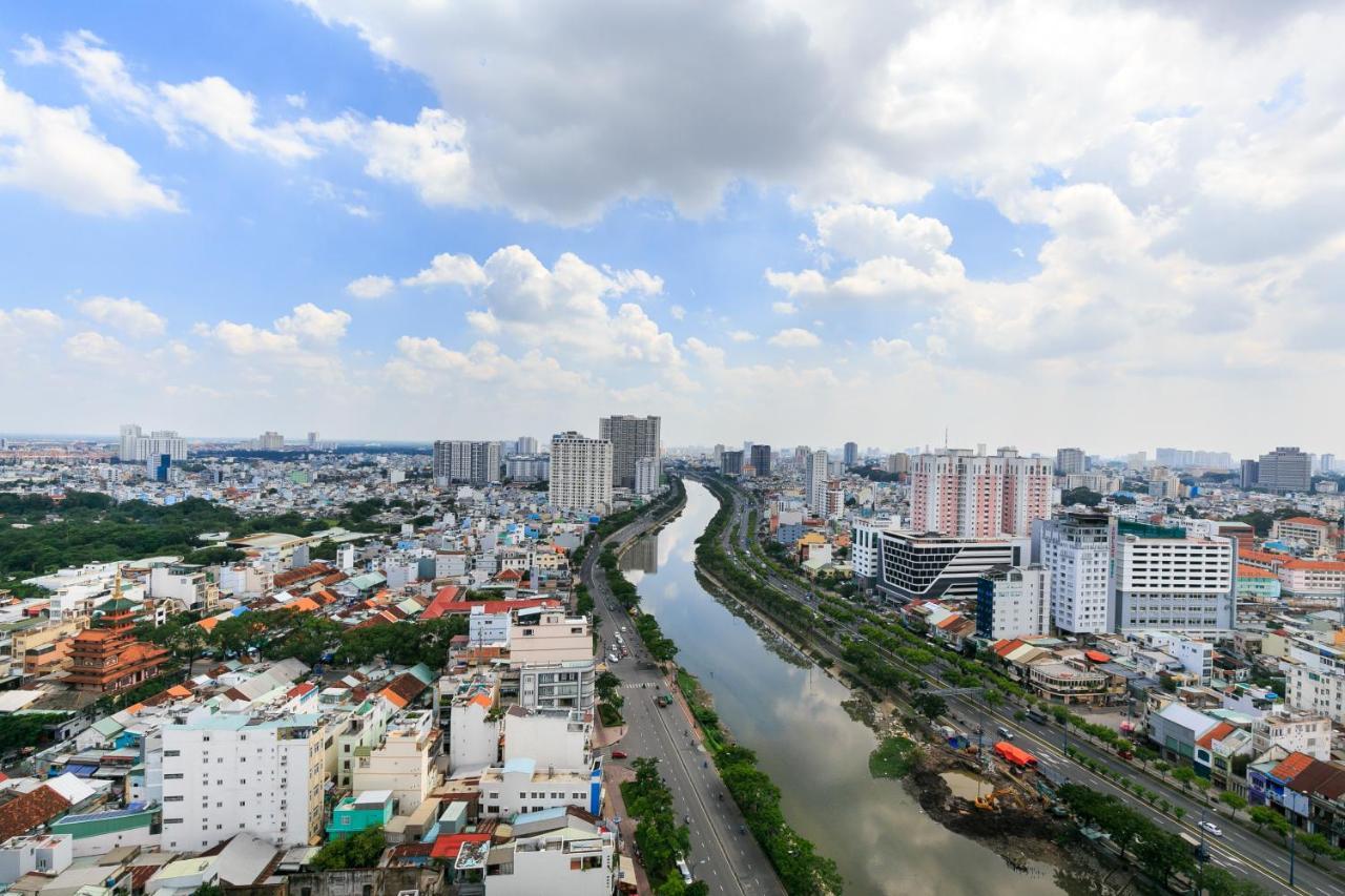 Spacious Saigon - Infinity Pool In Rivergate Ho Chi Minh City Exterior photo